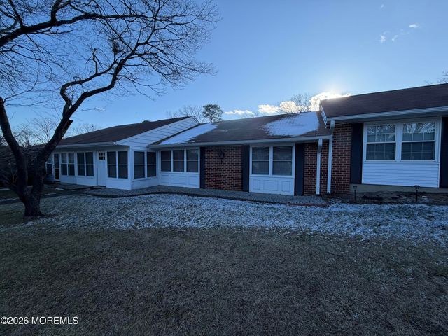 833B Inverness Court B, Lakewood, NJ 08701