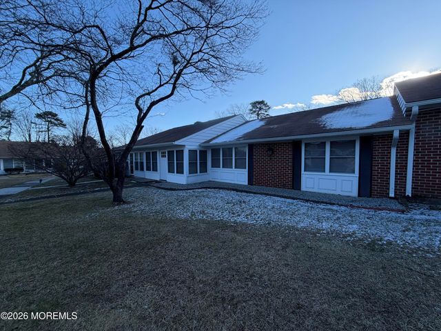 833B Inverness Court B, Lakewood, NJ 08701