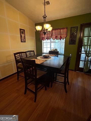 9246 River Chase Way, Jonesboro, GA 30238