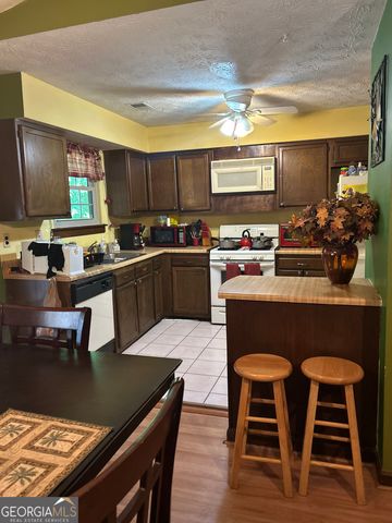 9246 River Chase Way, Jonesboro, GA 30238