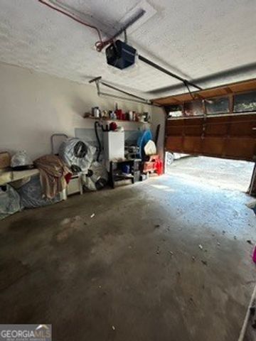 9246 River Chase Way, Jonesboro, GA 30238