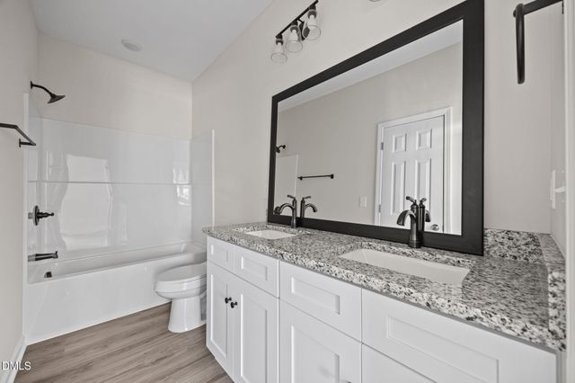704 North Street, Graham, NC 27253