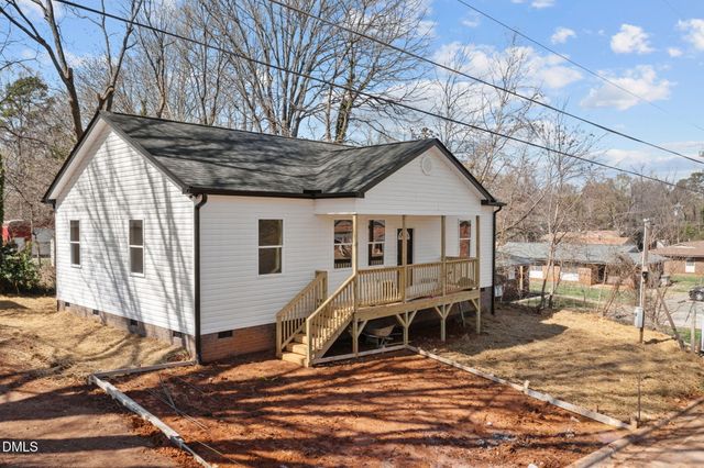 704 North Street, Graham, NC 27253