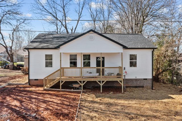 704 North Street, Graham, NC 27253