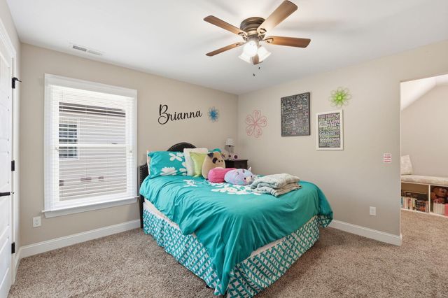 8755 Gentle Mist Circle, Ooltewah, TN 37363