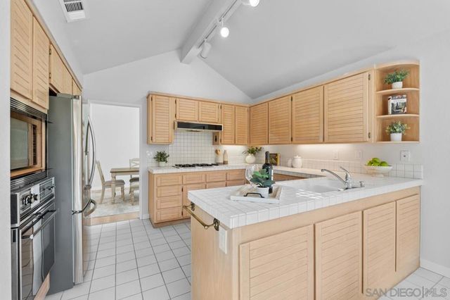 11582 Caminito Corriente, San Diego, CA 92128