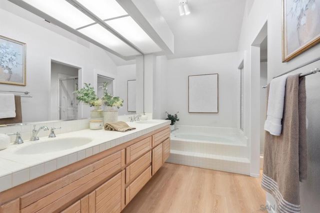 11582 Caminito Corriente, San Diego, CA 92128