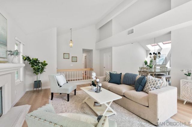 11582 Caminito Corriente, San Diego, CA 92128