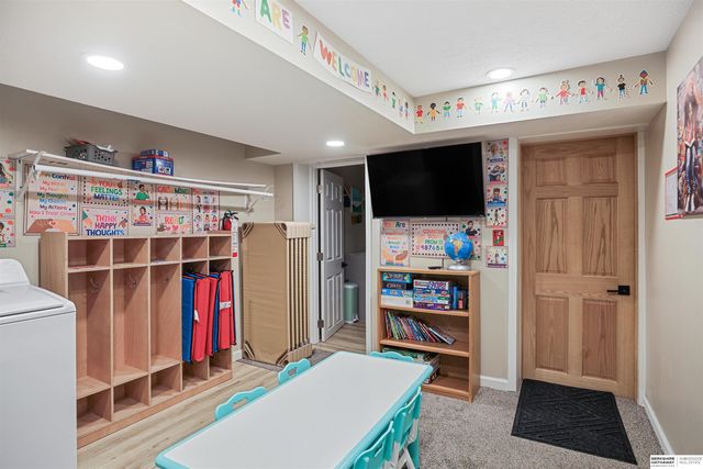 7019 N 33rd Street, Omaha, NE 68112