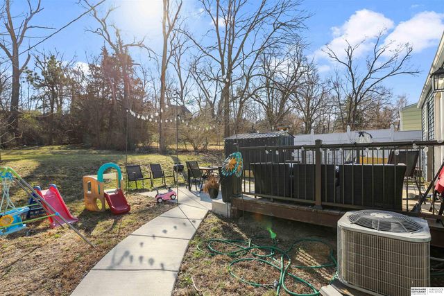 7019 N 33rd Street, Omaha, NE 68112