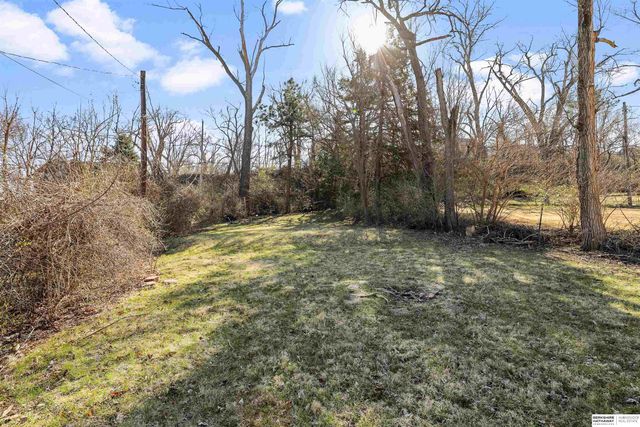 7019 N 33rd Street, Omaha, NE 68112