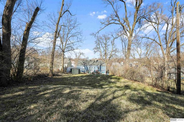 7019 N 33rd Street, Omaha, NE 68112