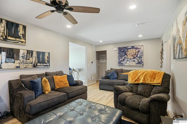 7019 N 33rd Street, Omaha, NE 68112