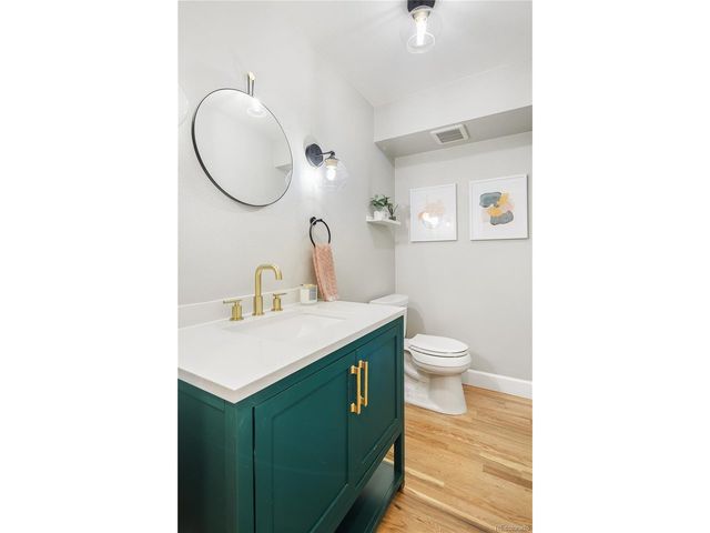 7863 S Locust Ct, Centennial, CO 80112