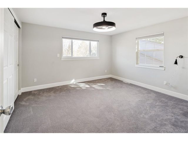 7863 S Locust Ct, Centennial, CO 80112