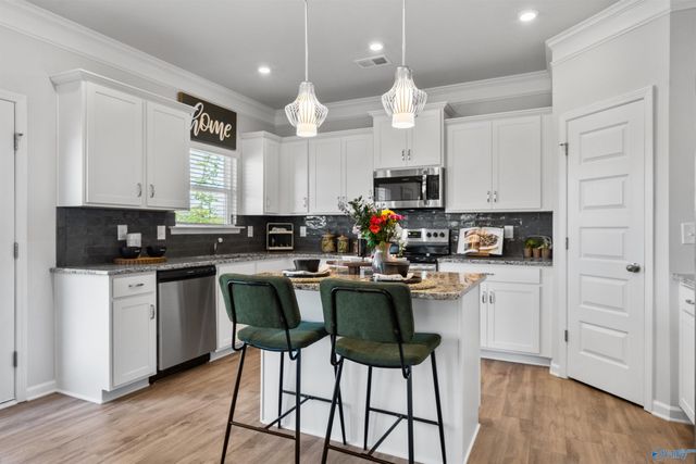 315 West Valley Way, Huntsville, AL 35811