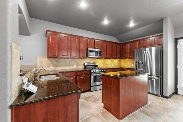 1729 Hidden Springs PATH, Round Rock, TX 78665