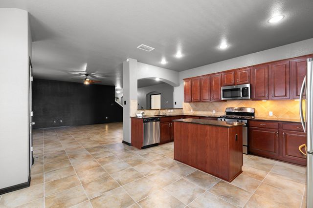 1729 Hidden Springs PATH, Round Rock, TX 78665