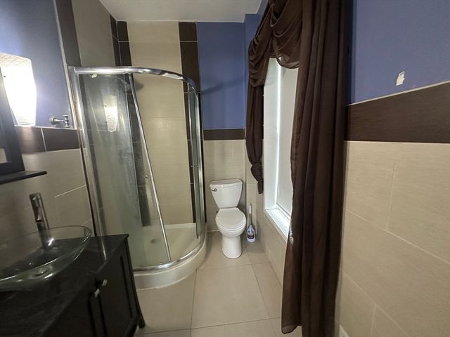 24 N Main St 2, Natick, MA 01760