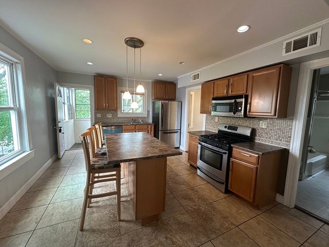 24 N Main St 2, Natick, MA 01760