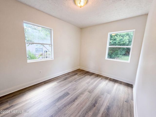 5630 TEMPLE Road, Jacksonville, FL 32207