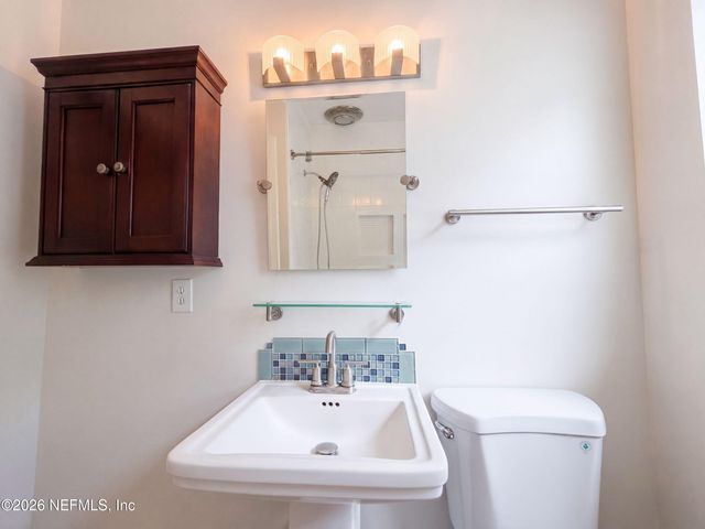 5630 TEMPLE Road, Jacksonville, FL 32207
