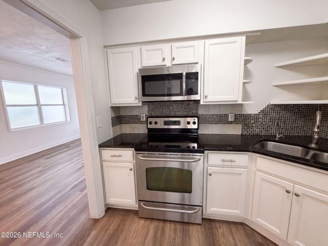 5630 TEMPLE Road, Jacksonville, FL 32207