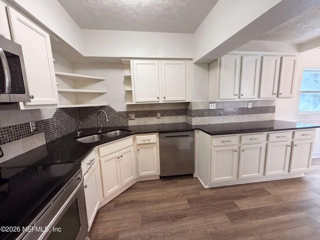 5630 TEMPLE Road, Jacksonville, FL 32207