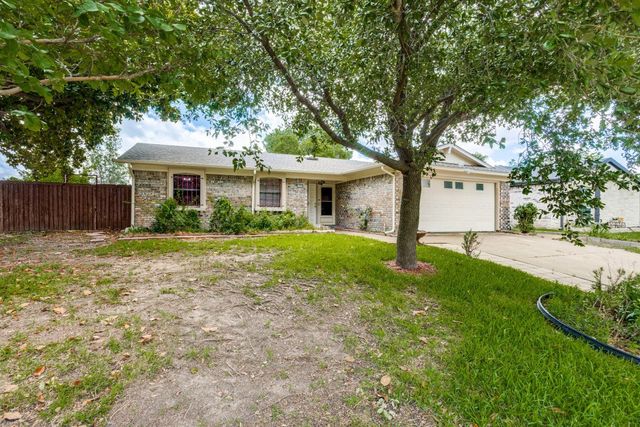 1702 Pine Knot Drive, Garland, TX 75044