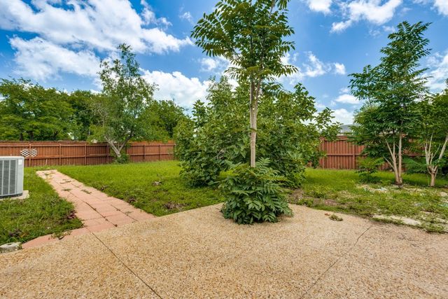 1702 Pine Knot Drive, Garland, TX 75044