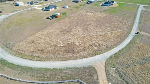 301 Marshall Circle, Whitewright, TX 75491