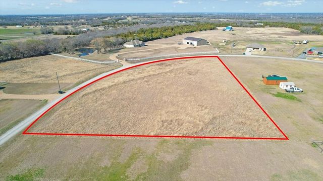 301 Marshall Circle, Whitewright, TX 75491