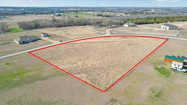301 Marshall Circle, Whitewright, TX 75491