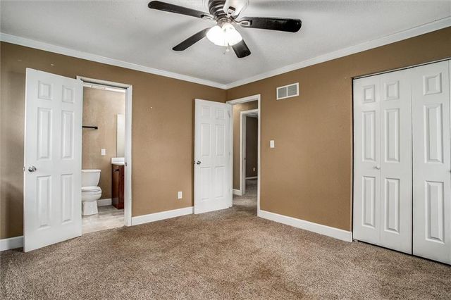 2500 SW Jackson Court, Blue Springs, MO 64015