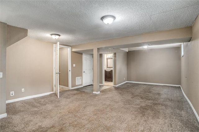 2500 SW Jackson Court, Blue Springs, MO 64015