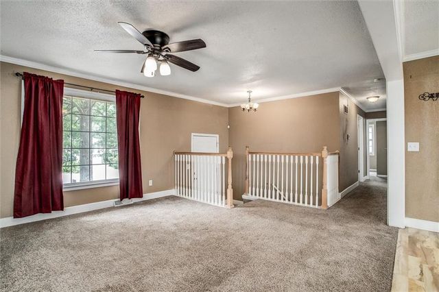 2500 SW Jackson Court, Blue Springs, MO 64015