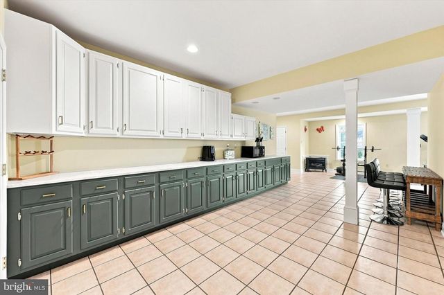 15 SPRINGFIELD DR, Collegeville, PA 19426