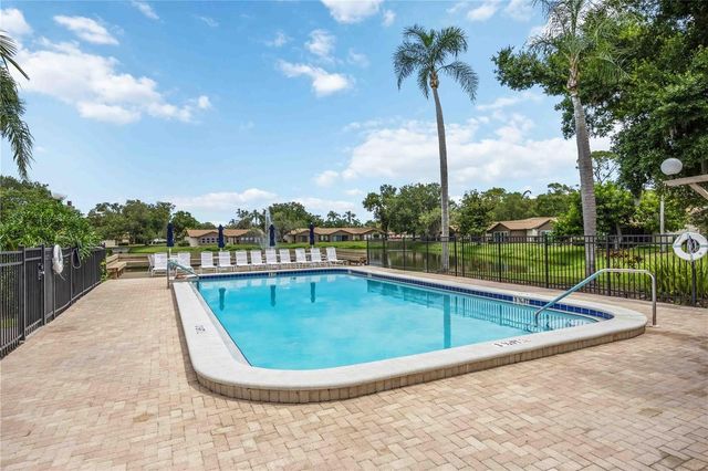 4756 OAK HILL DRIVE 16, Sarasota, FL 34232
