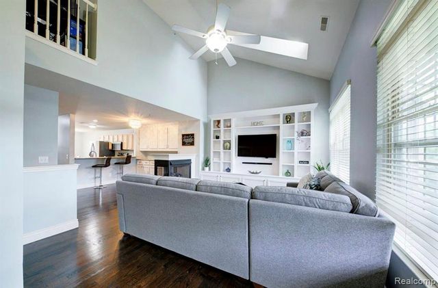 421 Village Drive, Walled Lake, MI 48390