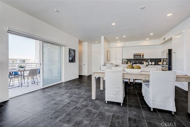 13029 Central Avenue 401, Hawthorne, CA 90250