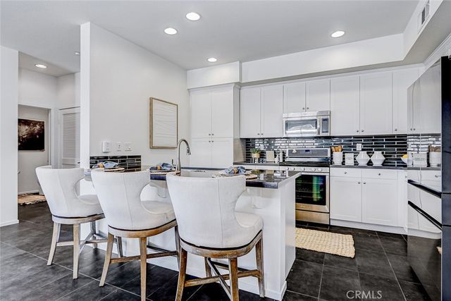 13029 Central Avenue 401, Hawthorne, CA 90250