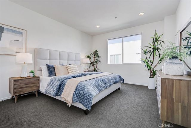 13029 Central Avenue 401, Hawthorne, CA 90250