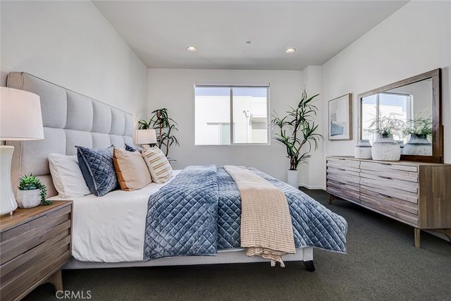 13029 Central Avenue 401, Hawthorne, CA 90250