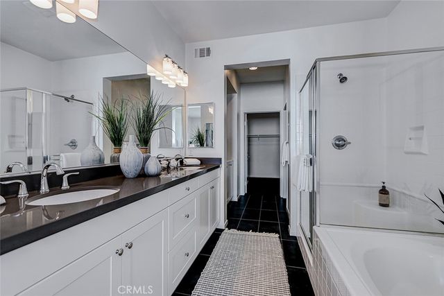 13029 Central Avenue 401, Hawthorne, CA 90250