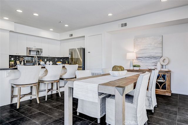 13029 Central Avenue 401, Hawthorne, CA 90250