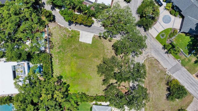 2155 ORIOLE DRIVE, Sarasota, FL 34239