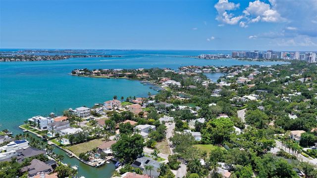 2155 ORIOLE DRIVE, Sarasota, FL 34239