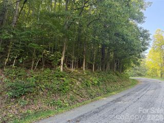 000 Bobcat Road, Waynesville, NC 28785