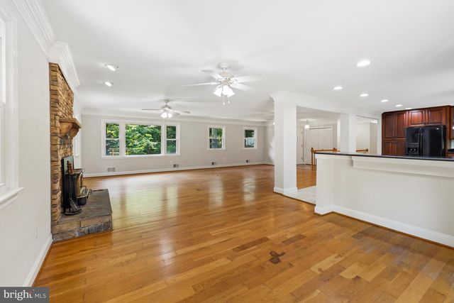 12312 WHITE EAGLE DR, Manassas, VA 20112