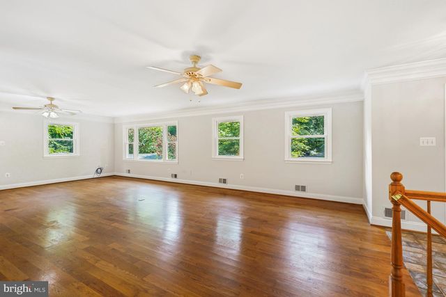 12312 WHITE EAGLE DR, Manassas, VA 20112